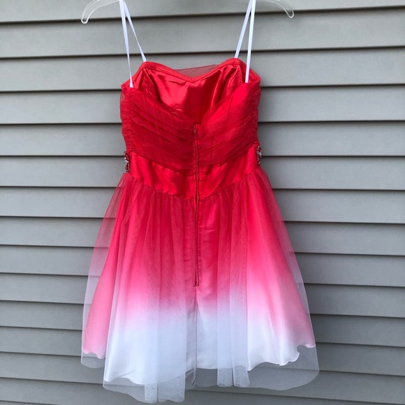 Homecoming dress - Picture 2 of 3